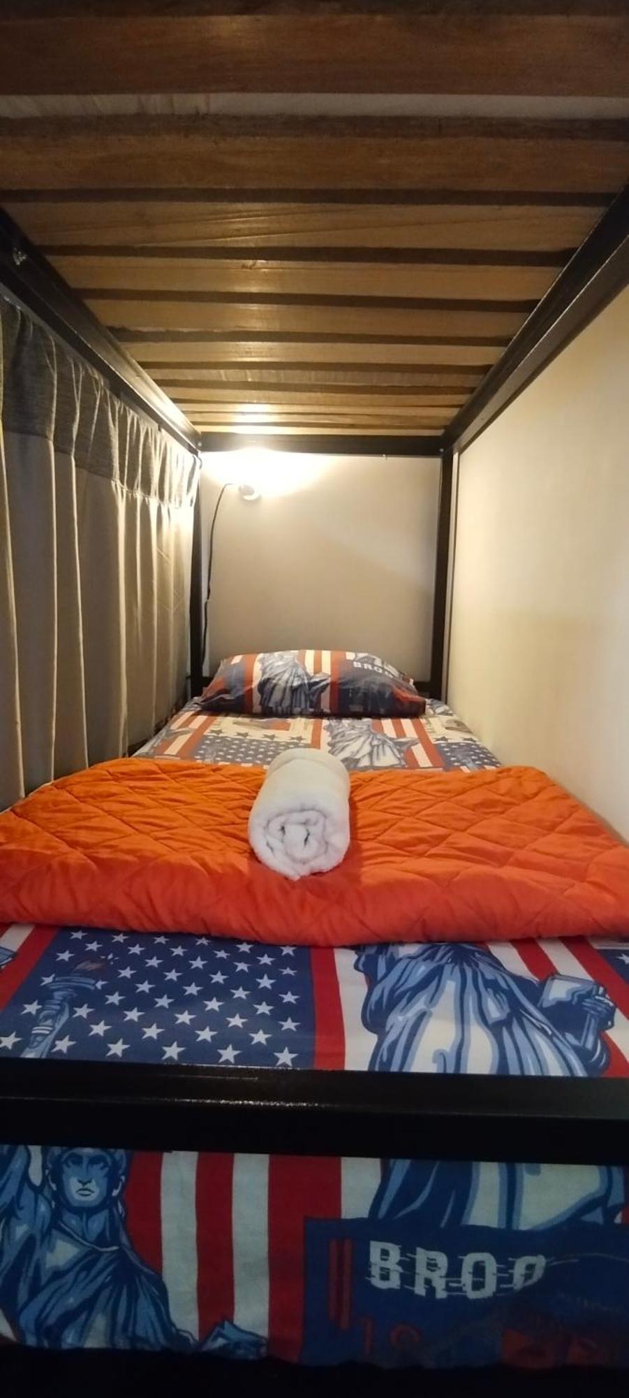 Hostel Metro Floresta Alojamiento Medellín Extérieur photo